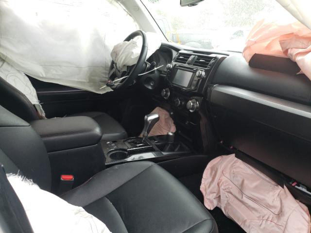 2017 TOYOTA 4RUNNER SR JTEBU5JR4H5424668