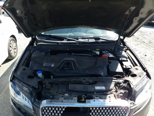 2017 LINCOLN MKZ RESERV 3LN6L5E90HR603723