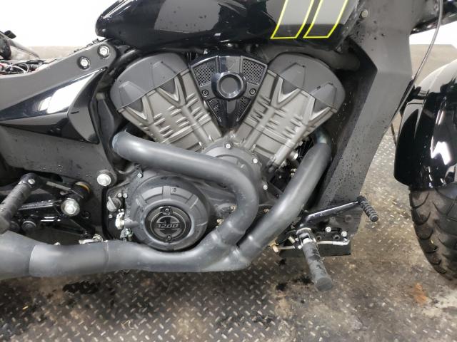 2017 VICTORY MOTORCYCLES OCTANE 5VPFTB000H3003442