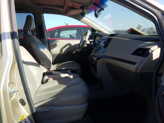 2011 TOYOTA SIENNA XLE - 5TDYK3DC4BS035773