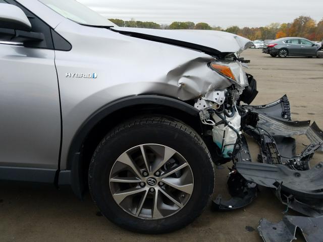 2017 TOYOTA RAV4 HV LE JTMRJREV3HD102846