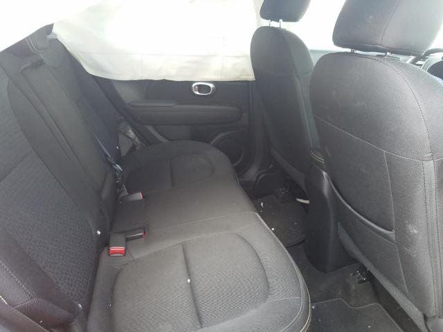 2016 KIA SOUL + KNDJP3A5XG7837738