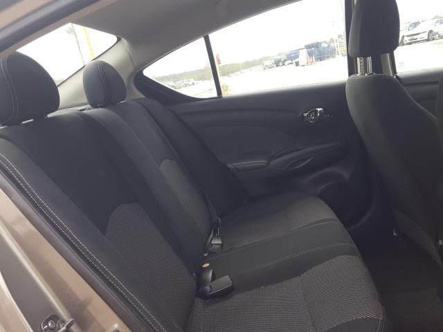 2015 nissan versa seat covers