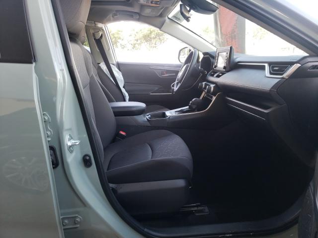 2019 TOYOTA RAV4 XLE JTMW1RFV2KD039554