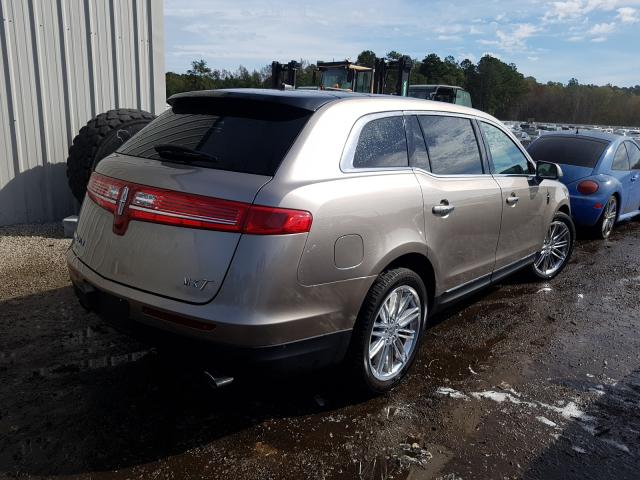 2019 LINCOLN MKT 2LMHJ5AT1KBL02677