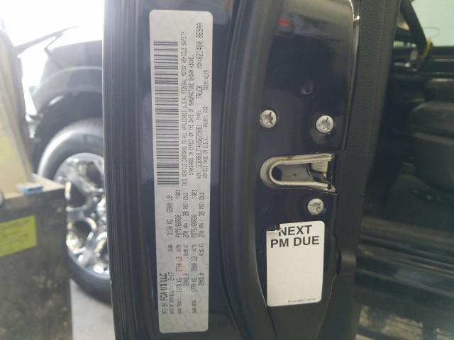2017 RAM 1500 LARAM 1C6RR6JT4HS679061