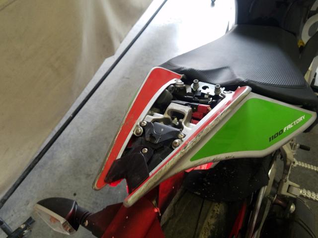 2017 APRILIA TUONO V4 1 ZD4KGUA0XHS000411