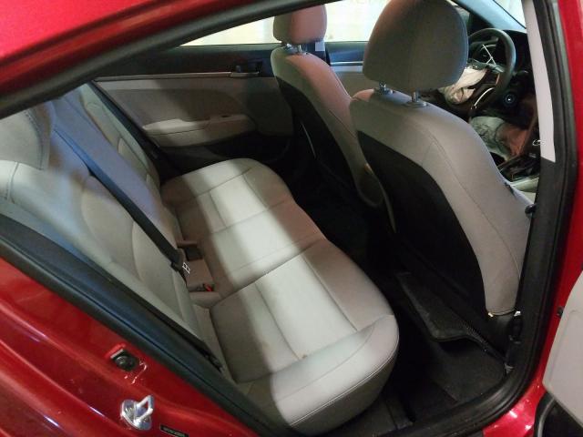 2018 HYUNDAI ELANTRA SE 5NPD74LF1JH282075