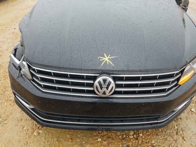 2017 VOLKSWAGEN PASSAT SE 1VWBT7A33HC062324