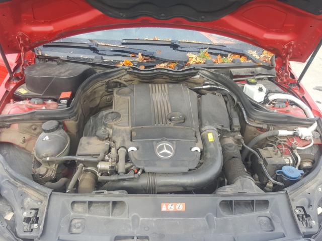 2013 MERCEDES-BENZ C 250 WDDGJ4HB5DF950842