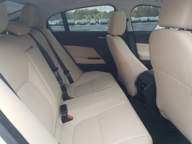 2017 JAGUAR XE SAJAR4BG2HA946961