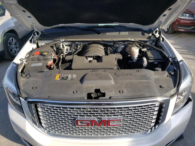 2017 GMC YUKON DENA 1GKS1CKJ0HR290037