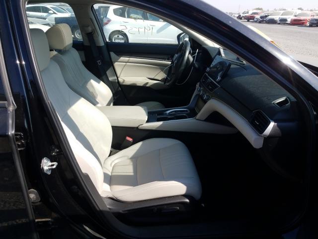 2018 HONDA ACCORD TOU 1HGCV2F98JA013334