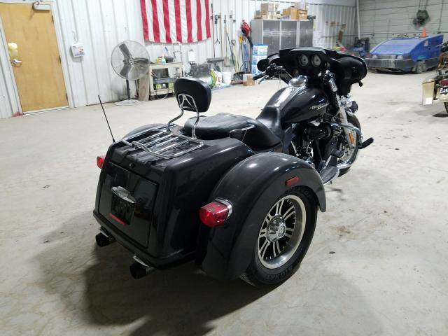 2010 HARLEY-DAVIDSON FLHXXX 1HD1MBM16AB850792