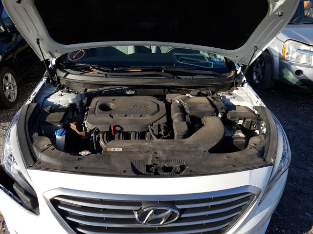 2015 HYUNDAI SONATA SE 5NPE24AF4FH158752