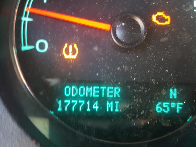 2010 CHEVROLET TAHOE C150 1GNUCBE01AR106457