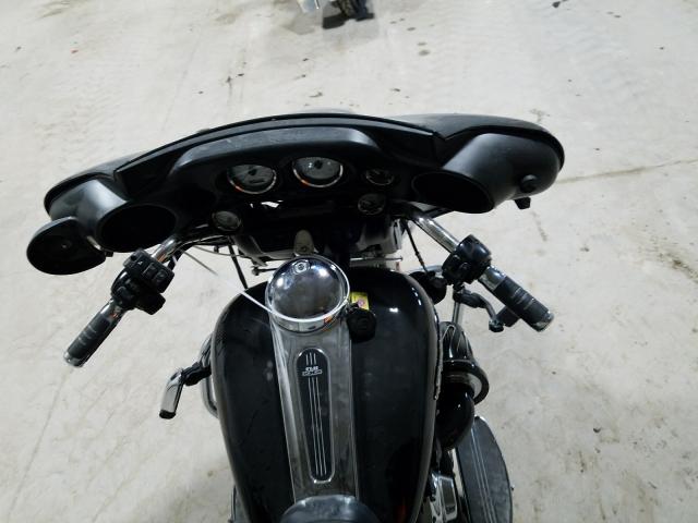 2010 HARLEY-DAVIDSON FLHXXX 1HD1MBM16AB850792