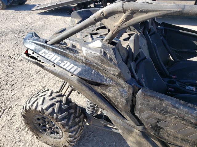 2017 CAN-AM MAVERICK X 3JBVDAW24HK000020