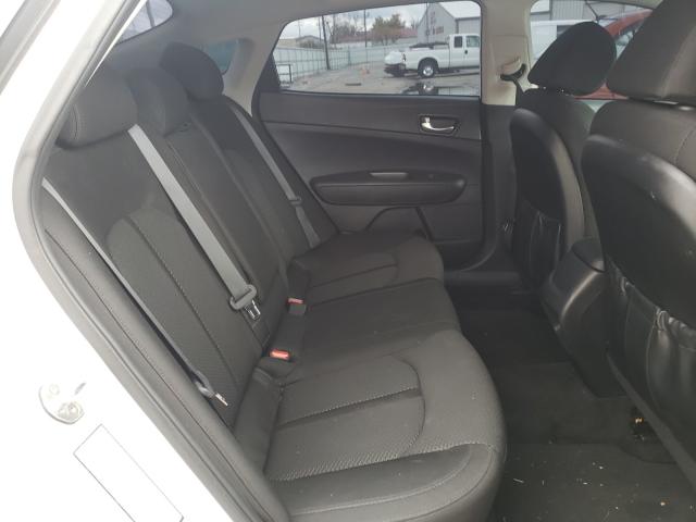 2018 KIA OPTIMA LX 5XXGT4L32JG203815