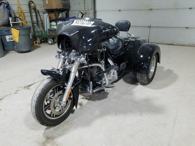2010 HARLEY-DAVIDSON FLHXXX 1HD1MBM16AB850792