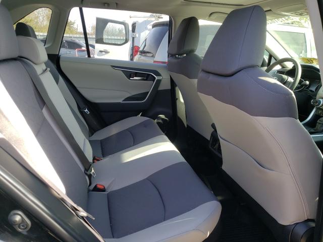 2019 TOYOTA RAV4 XLE JTMRWRFV1KJ019179