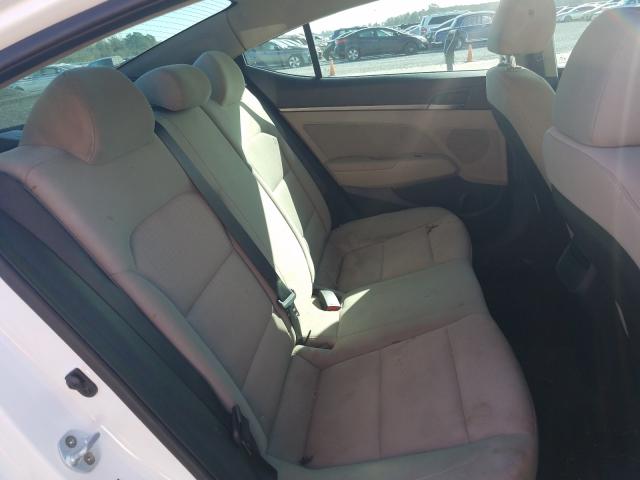 2017 HYUNDAI ELANTRA SE 5NPD84LF6HH033441