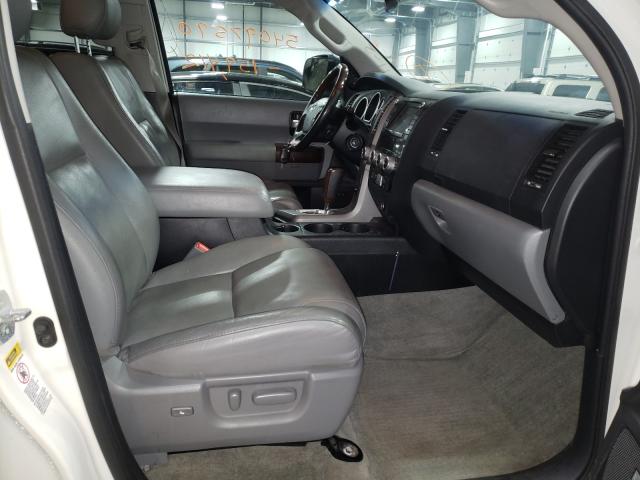 2011 TOYOTA SEQUOIA PL 5TDDW5G17BS049420