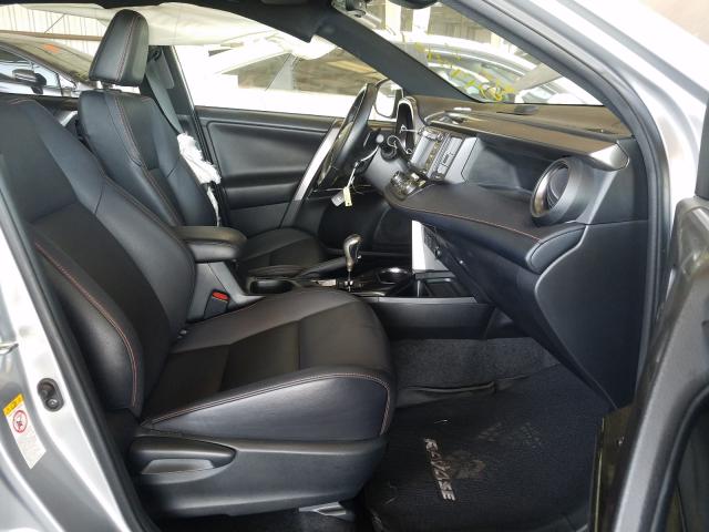 2018 TOYOTA RAV4 SE JTMNFREV0JJ173820