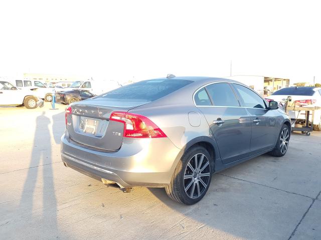 2018 VOLVO S60 PREMIE LYV402HK5JB166103