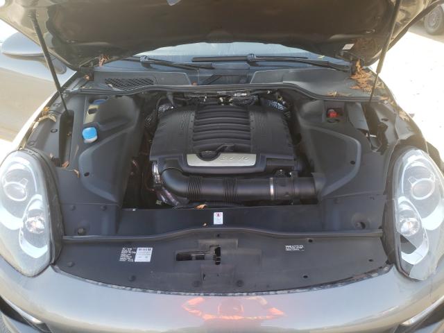 2016 PORSCHE CAYENNE WP1AA2A28GKA12875