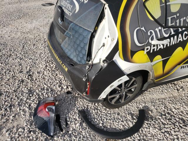 2018 TOYOTA PRIUS C JTDKDTB3XJ1614216