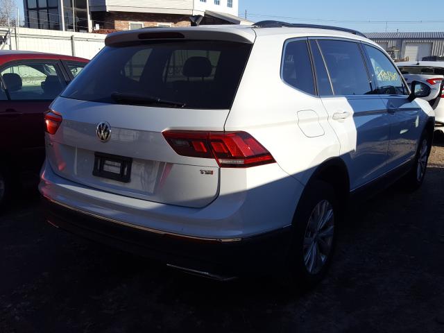 2018 VOLKSWAGEN TIGUAN SE 3VV3B7AX2JM143933