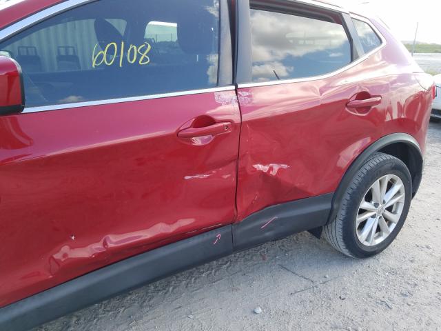 2017 NISSAN ROGUE SPOR JN1BJ1CP4HW017321