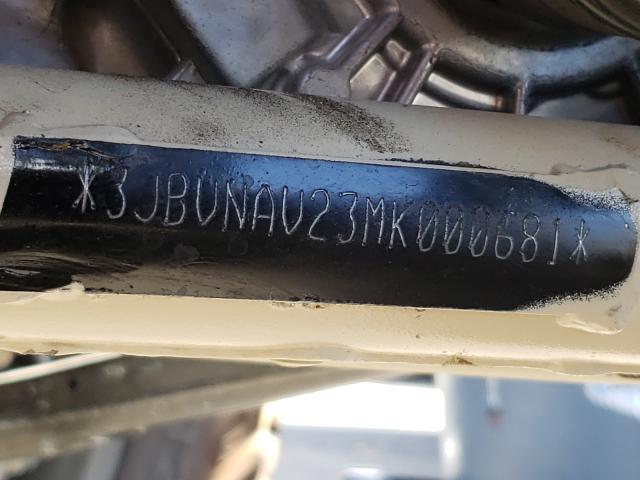 2021 CAN-AM MAVERICK X 3JBVNAV23MK000681