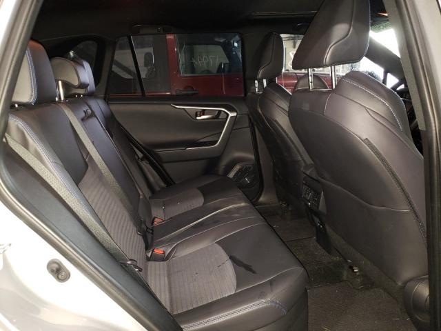2019 TOYOTA RAV4 XSE JTMEWRFVXKD505678