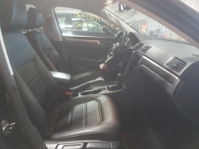 2017 VOLKSWAGEN PASSAT SE 1VWGT7A37HC082694