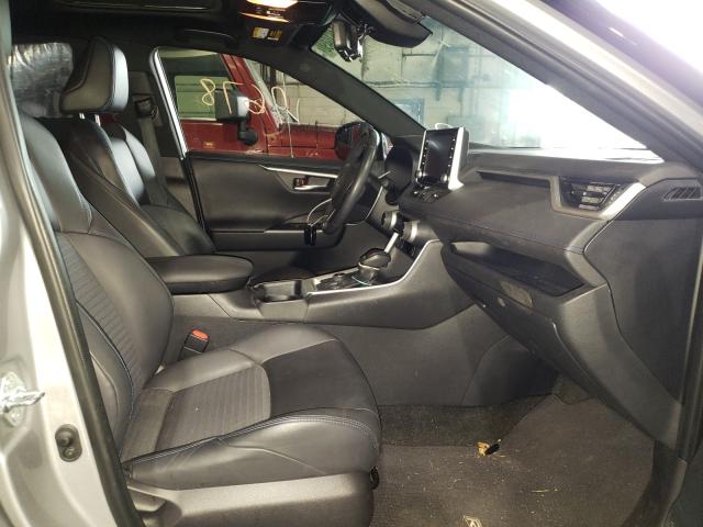 2019 TOYOTA RAV4 XSE JTMEWRFVXKD505678