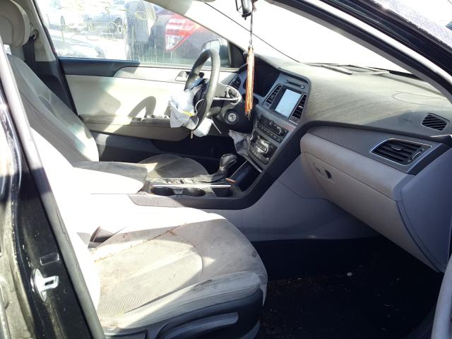 2016 HYUNDAI SONATA SE 5NPE24AF2GH260665