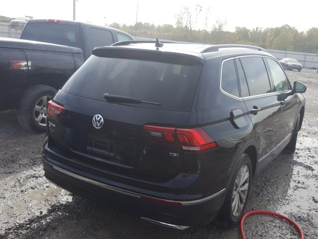 2018 VOLKSWAGEN TIGUAN SE 3VV3B7AXXJM089121