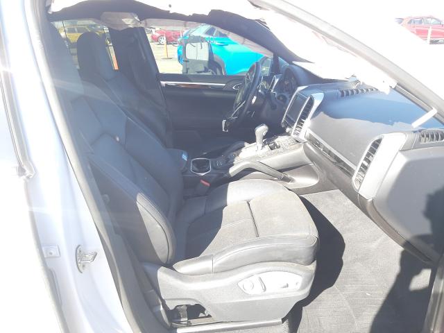 2015 PORSCHE CAYENNE SE WP1AE2A24FLA52948