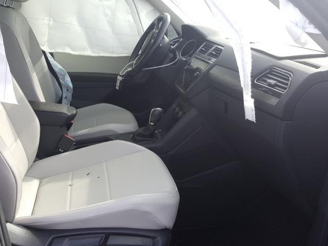 2018 VOLKSWAGEN TIGUAN SE 3VV3B7AXXJM089121