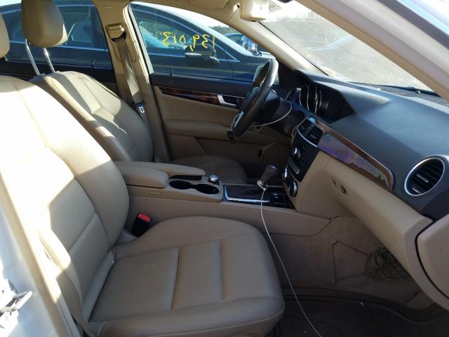 2012 MERCEDES-BENZ C 250 WDDGF4HB0CA629207