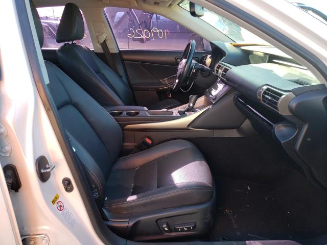 2016 LEXUS IS 200T JTHBA1D29G5009735