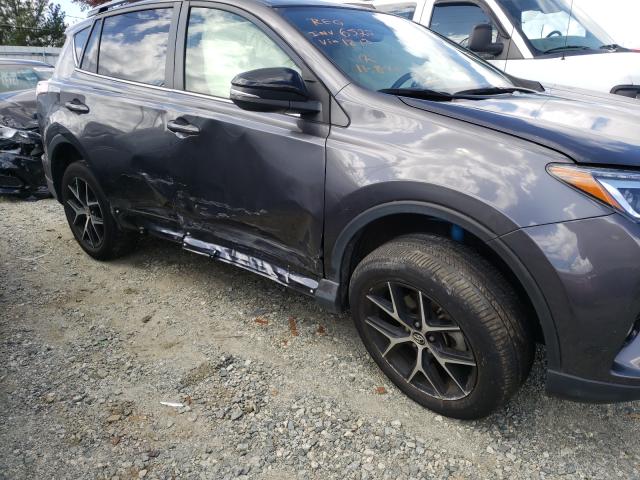 2018 TOYOTA RAV4 SE JTMNFREV2JJ171213