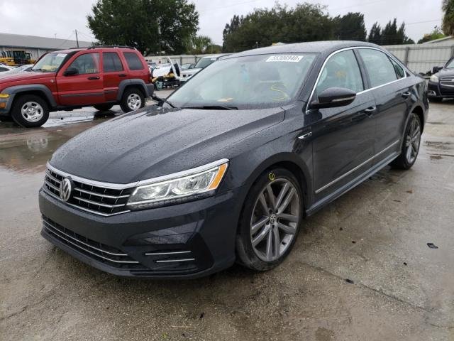 2017 VOLKSWAGEN PASSAT R-L 1VWDT7A32HC085327