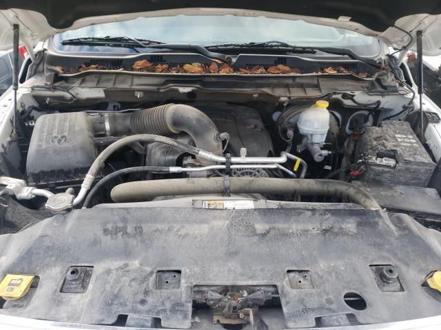 2015 RAM 1500 SLT 3C6RR7LT3FG666180