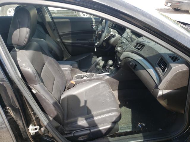 2017 ACURA ILX BASE W 19UDE2F3XHA015158