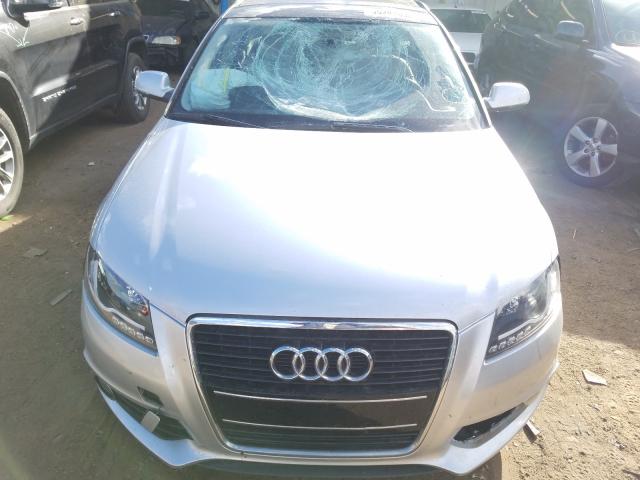 2011 AUDI A3 PREMIUM WAUBJAFM9BA021686