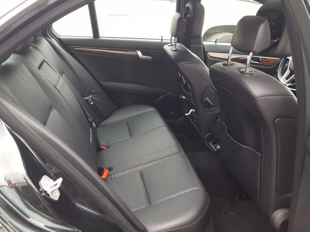 2012 MERCEDES-BENZ C 250 WDDGF4HB8CA608959