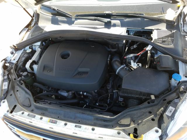 2016 VOLVO XC60 T5 PL YV440MDM4G2789156